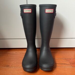Hunter Big Girls Original Classic Tall Rain Boot Black Size 5 USA WITH BOX